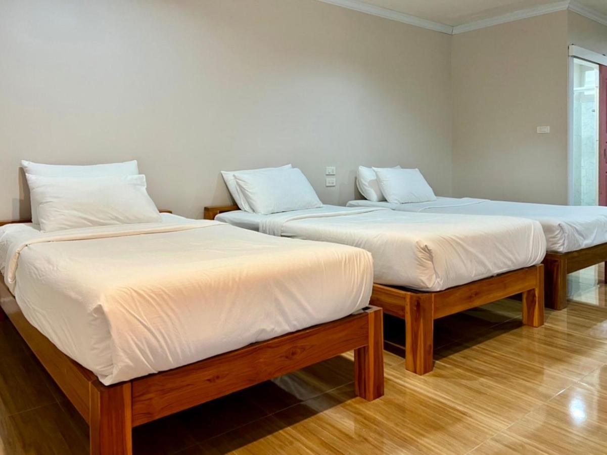 Funwan Hotel Li Bagian luar foto