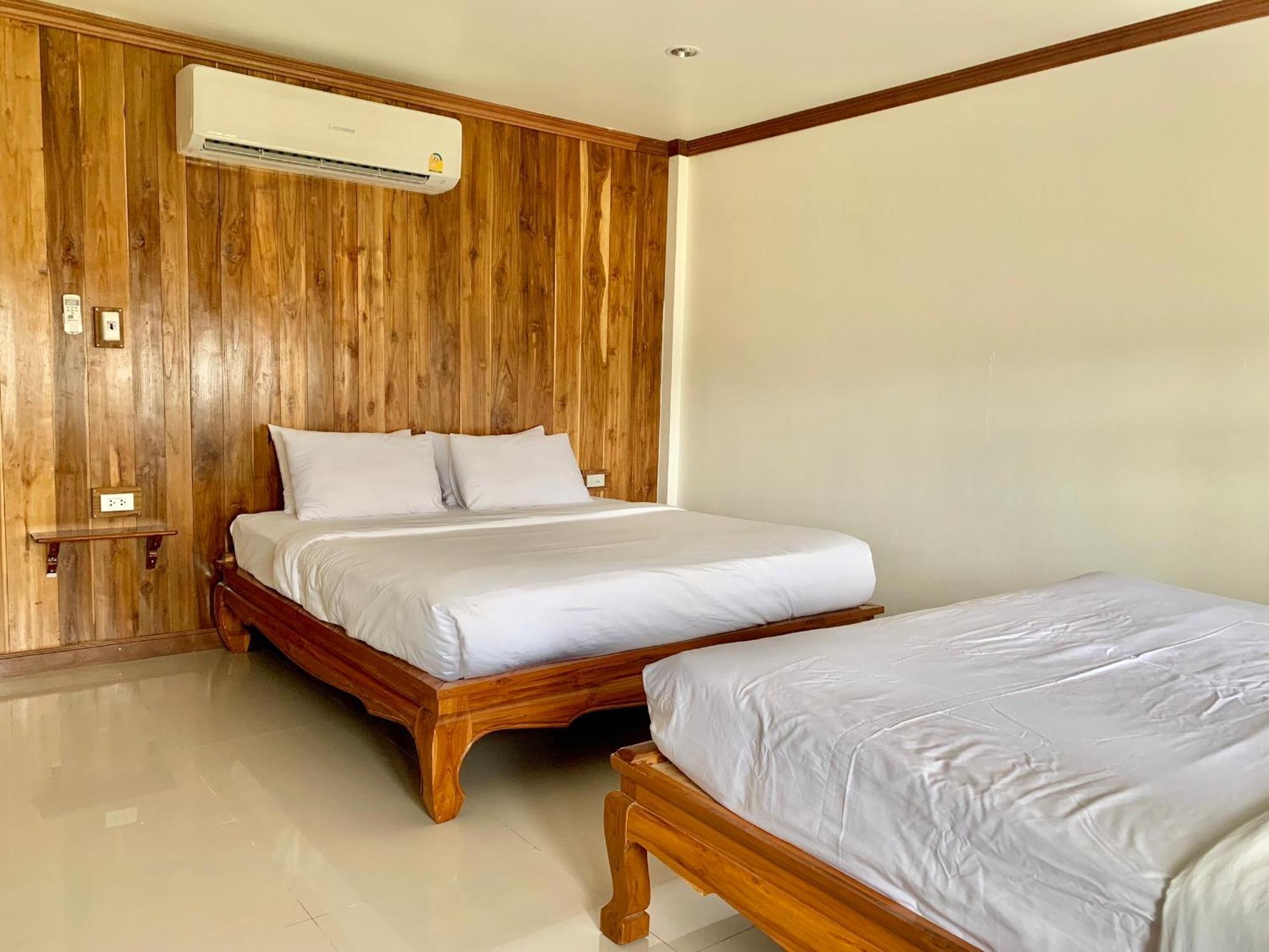 Funwan Hotel Li Bagian luar foto