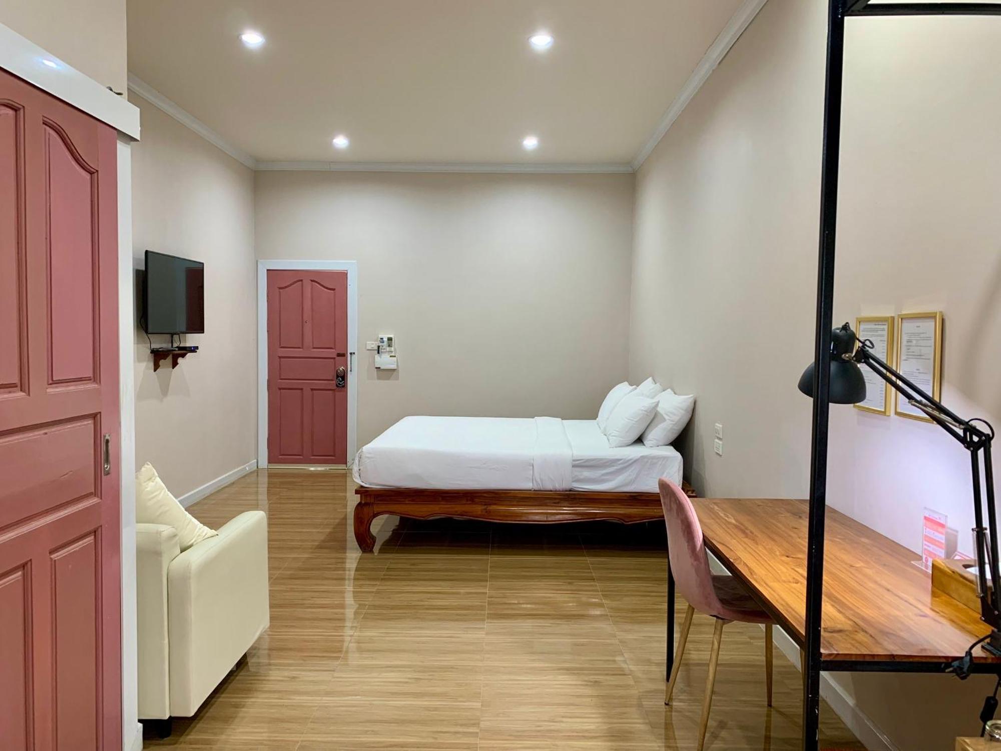 Funwan Hotel Li Bagian luar foto