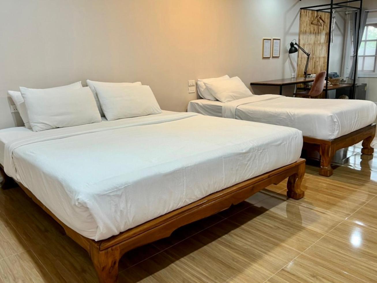 Funwan Hotel Li Bagian luar foto